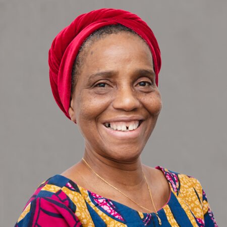 Dr Olusola Aruna